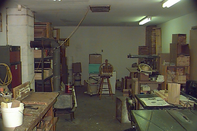 image49.jpg (151228 bytes)